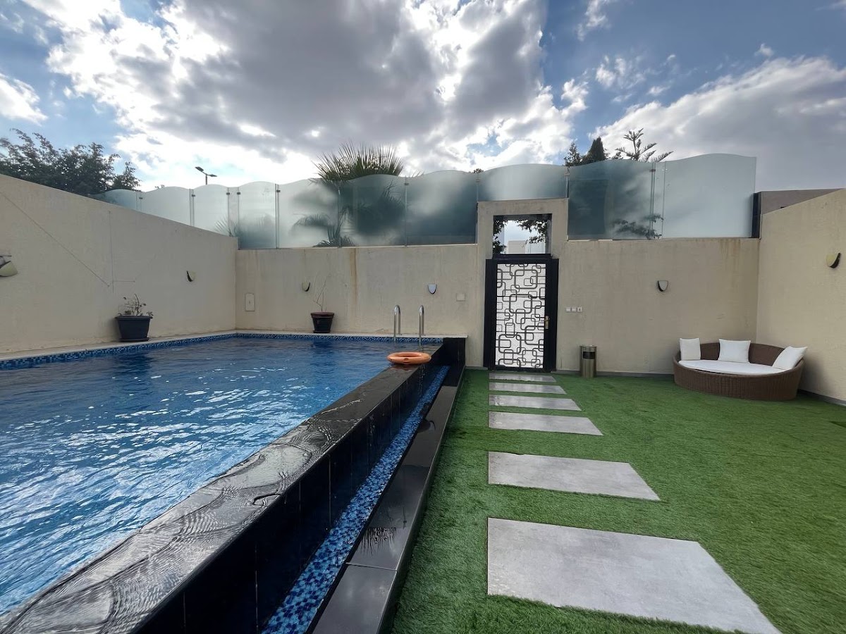 منتجع أرائك للفلل الفندقية الفاخرة